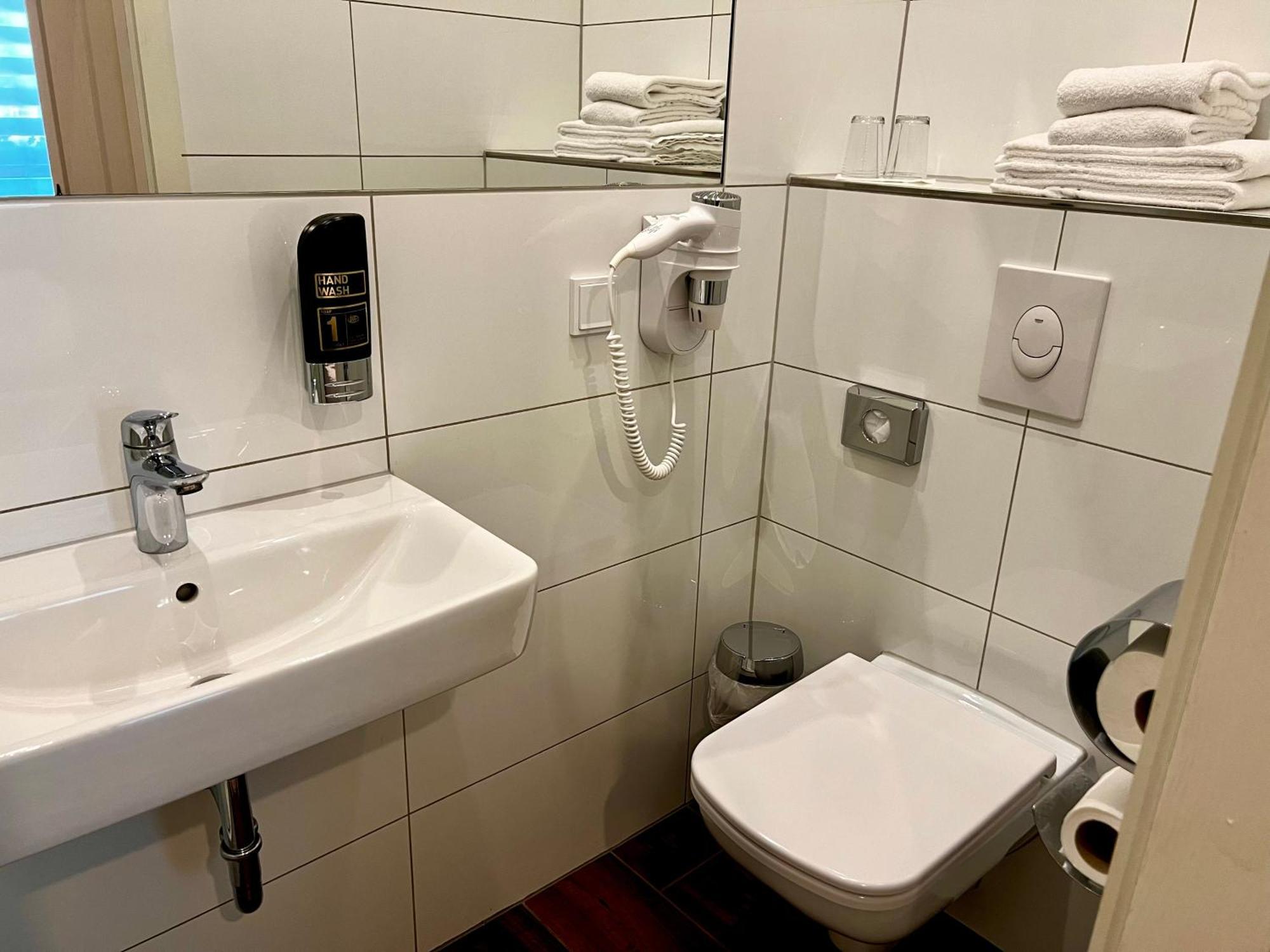 Gutshof Havelland Hotel Кетцин Екстериор снимка