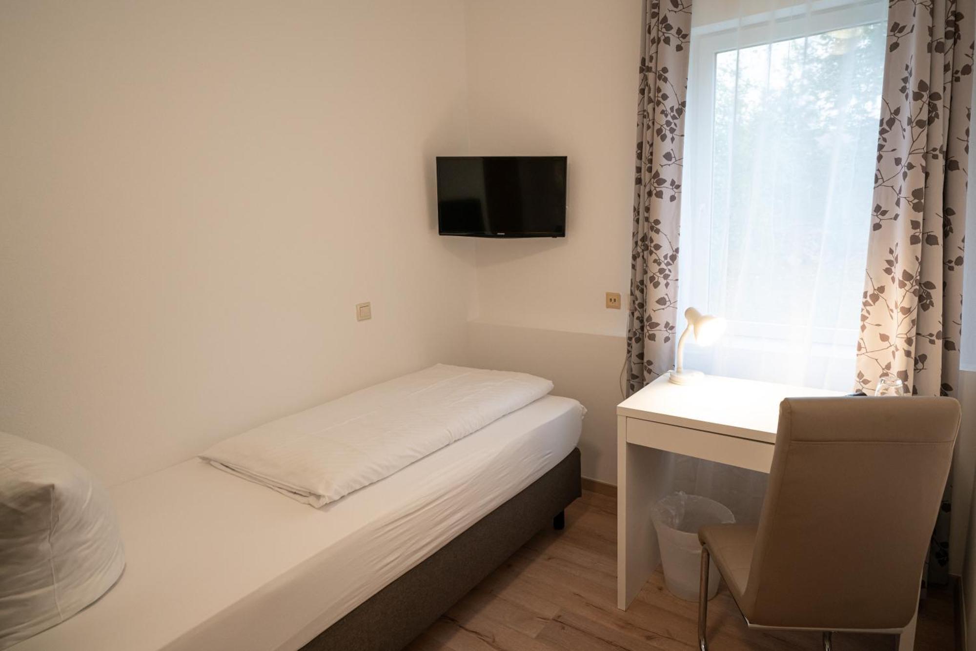 Gutshof Havelland Hotel Кетцин Екстериор снимка