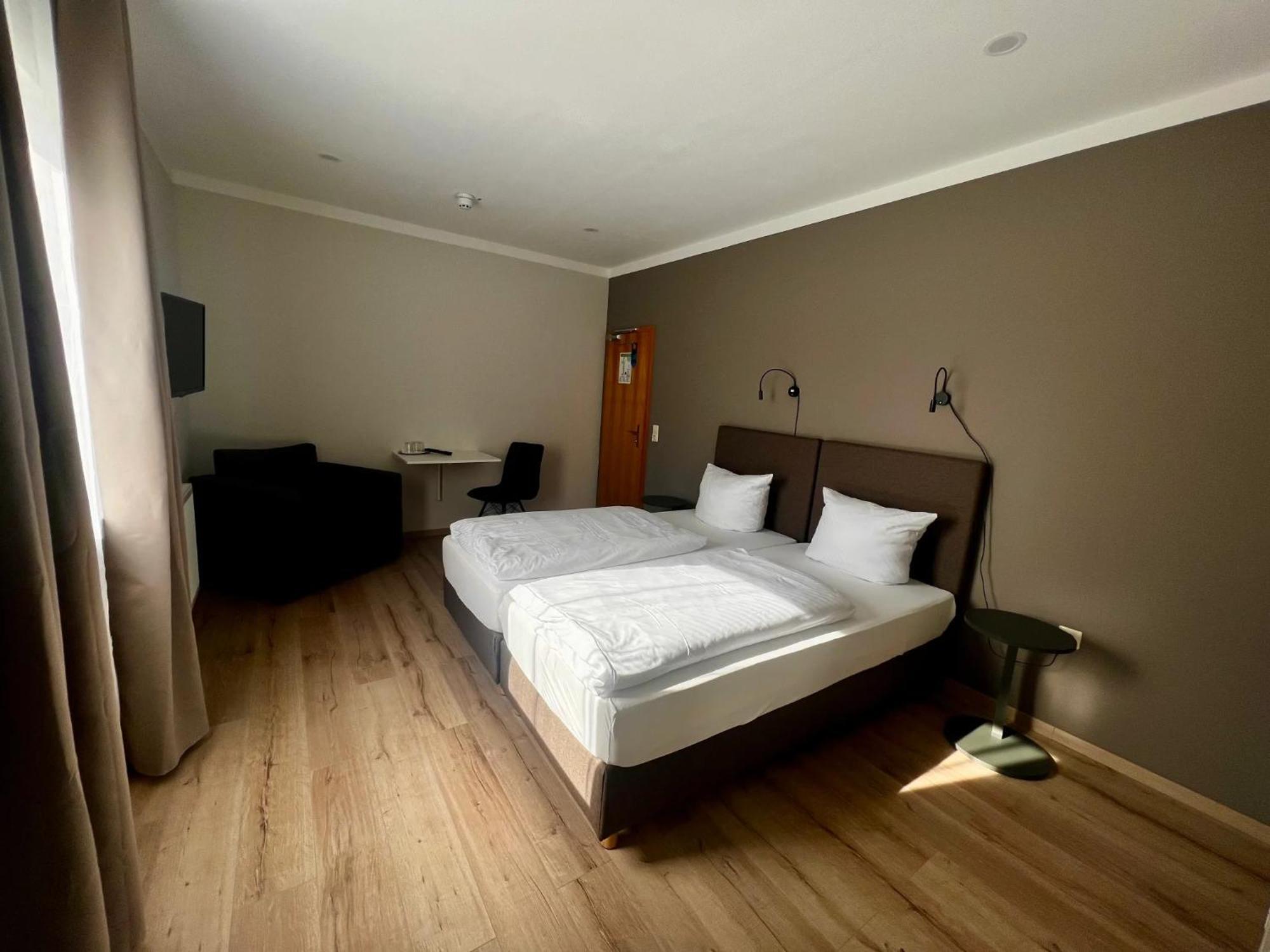 Gutshof Havelland Hotel Кетцин Екстериор снимка