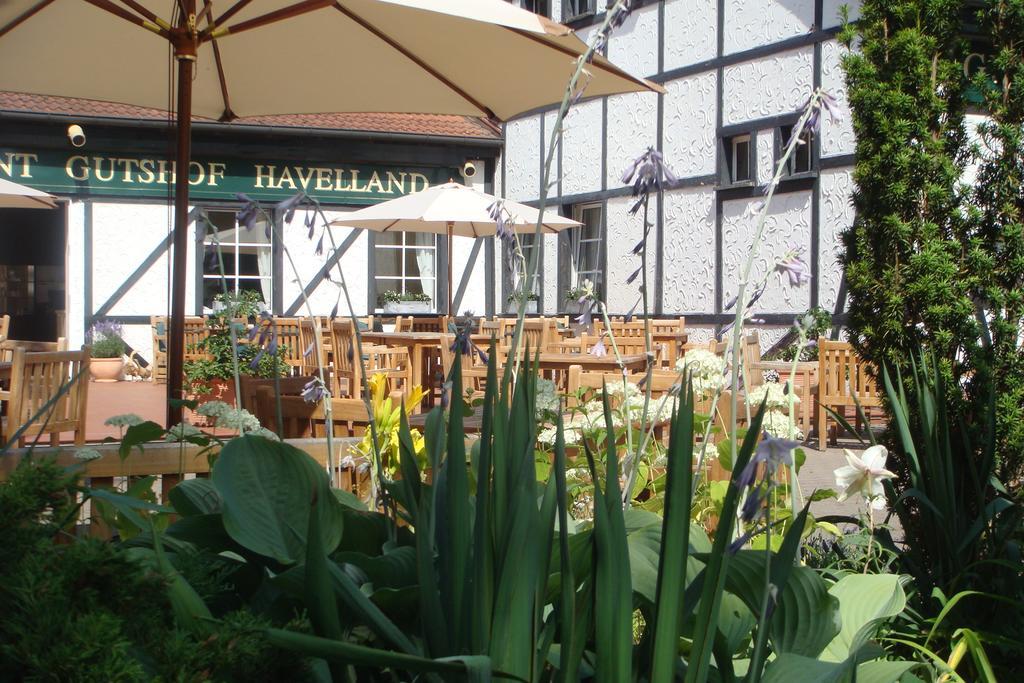 Gutshof Havelland Hotel Кетцин Екстериор снимка